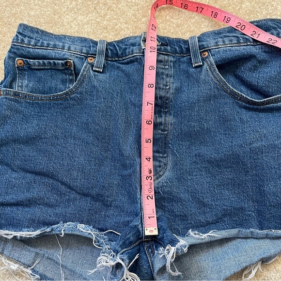 Levis Shorts Womens 32 Blue Denim Jean 501 Cut Off Button Fly High Rise Ladies - Picture 10 of 11